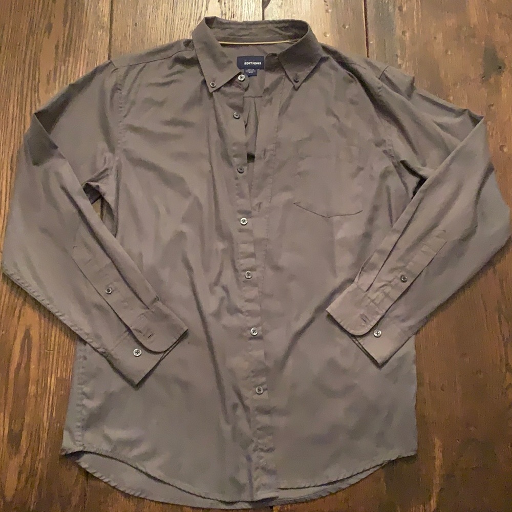 Men’s dress long sleeve button shirt